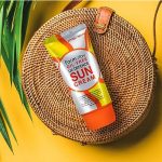 ضد آفتاب بدون چربی فارم استی Farm stay oil_free uv defence sun cream